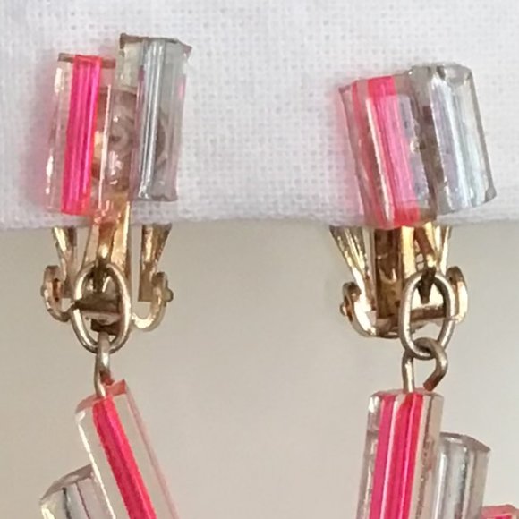 Funky Pink Tube Clip Earrings Vintage - Picture 14 of 14